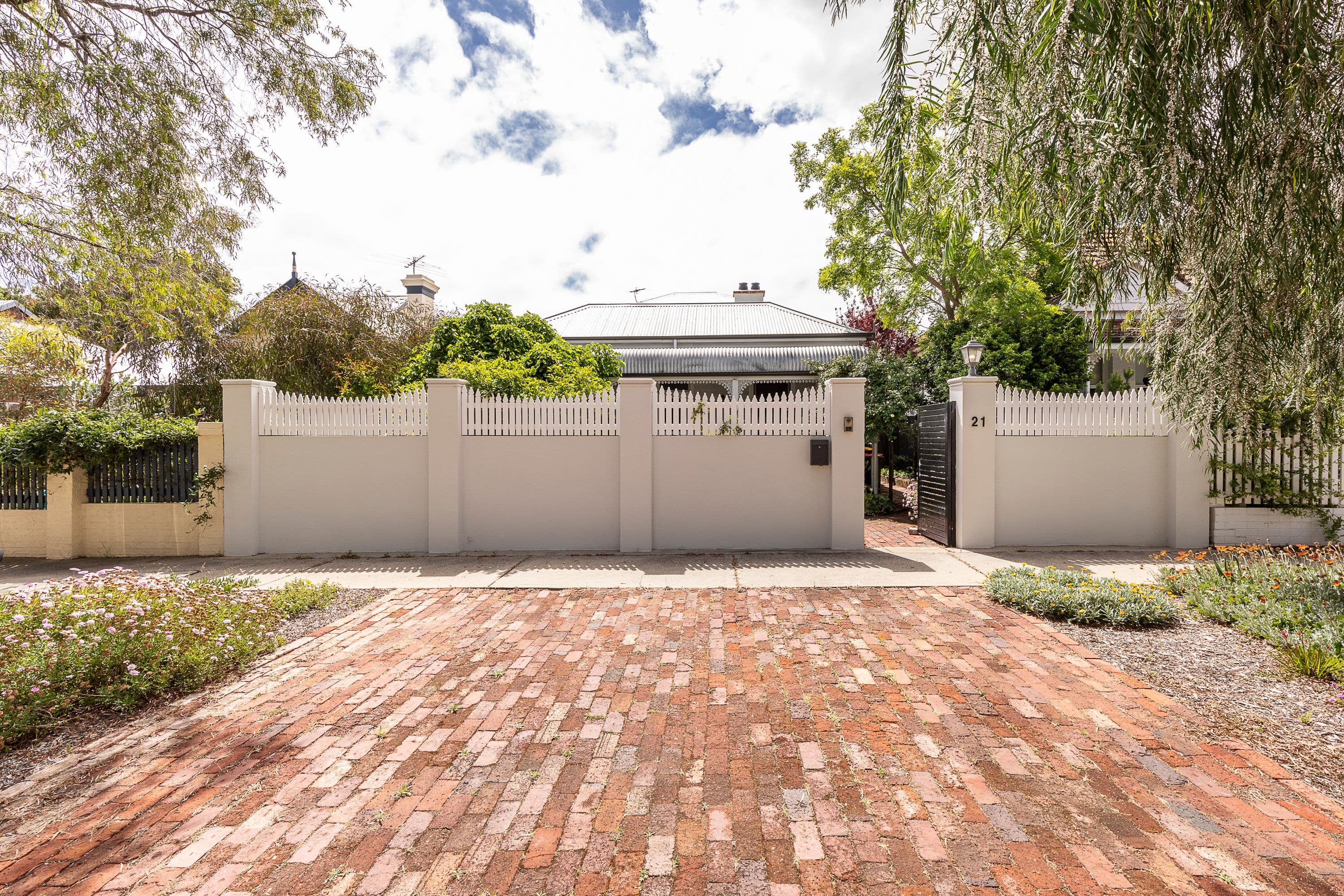 21 Stanley Street, Mount Lawley WA 6050, Mount Lawley - Thumbnail 3
