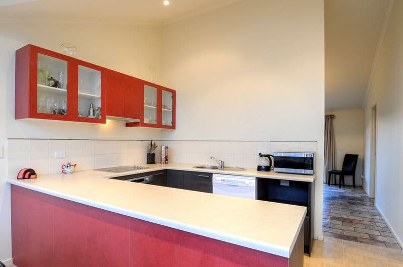 10 Ghiran Close, ASPENDALE GARDENS VIC 3195, Aspendale Gardens - Thumbnail 4