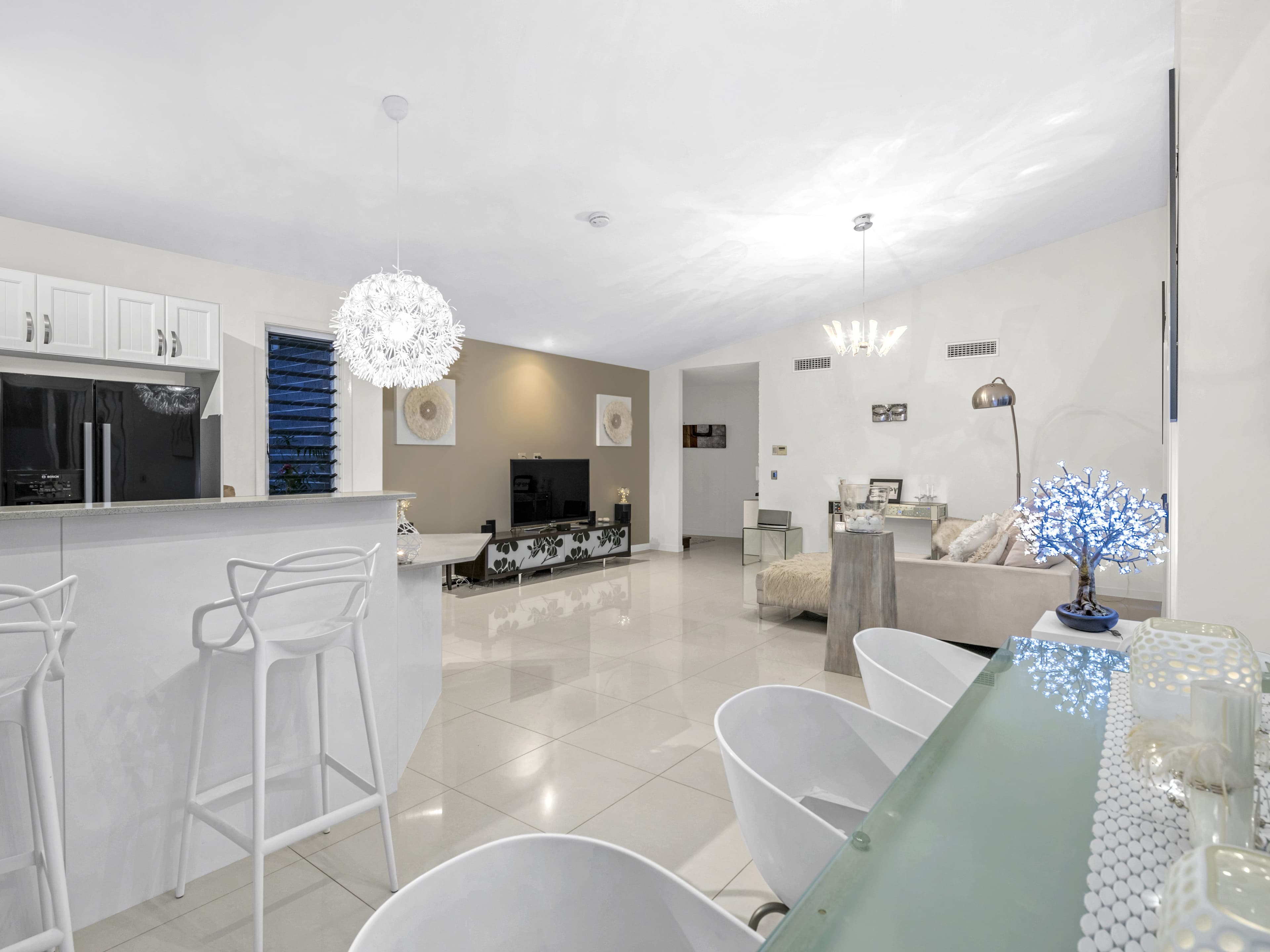 14 Silverbirch Place, Bridgeman Downs QLD 4035, Bridgeman Downs - Thumbnail 6