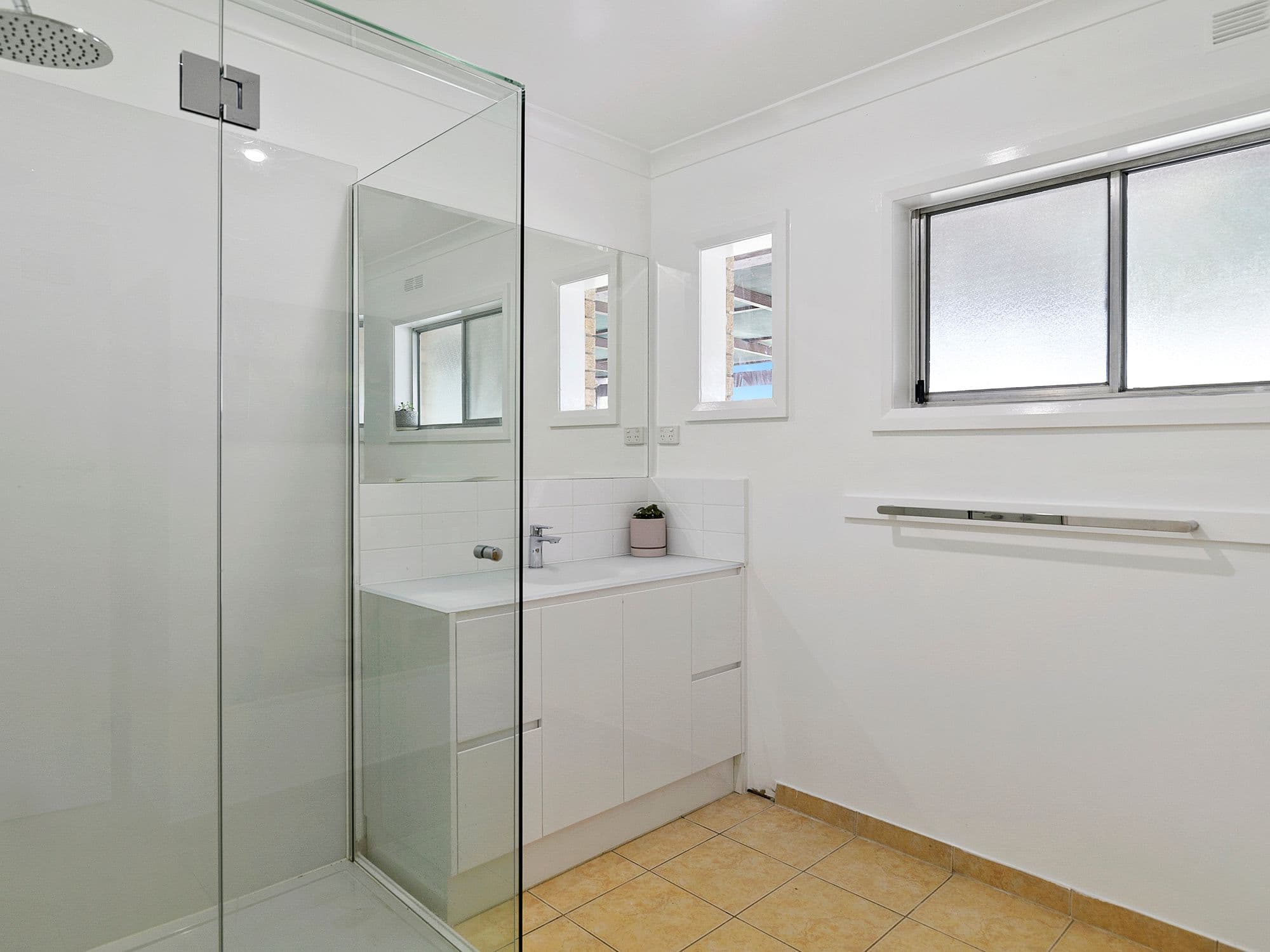 11 Ride Avenue, Benalla VIC 3672, Benalla - Thumbnail 5