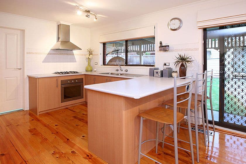 20 Blossom Park Drive, MILL PARK VIC 3082, Mill Park - Thumbnail 2