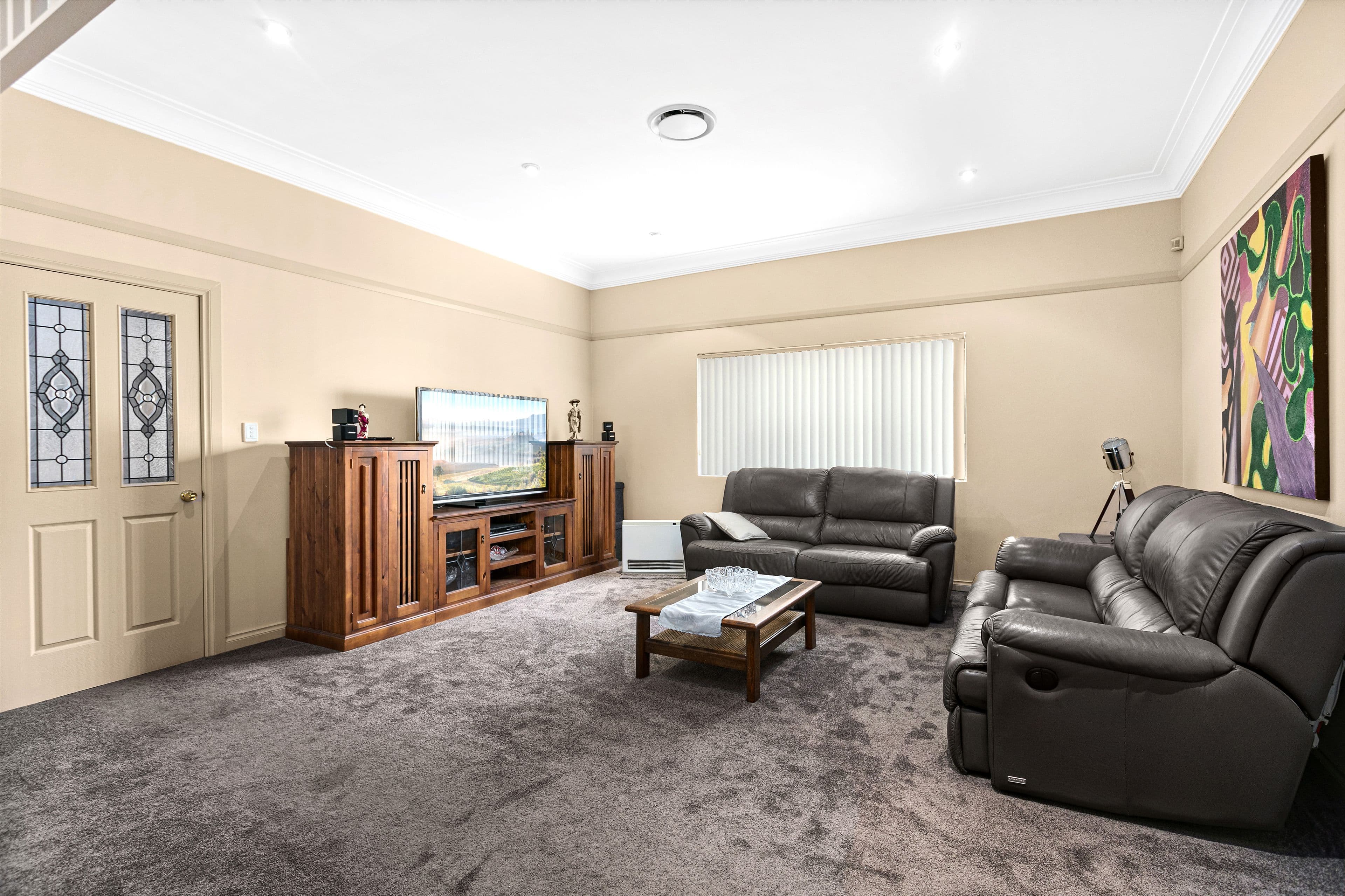 121 Glengallan Road, Deuchar - Thumbnail 3