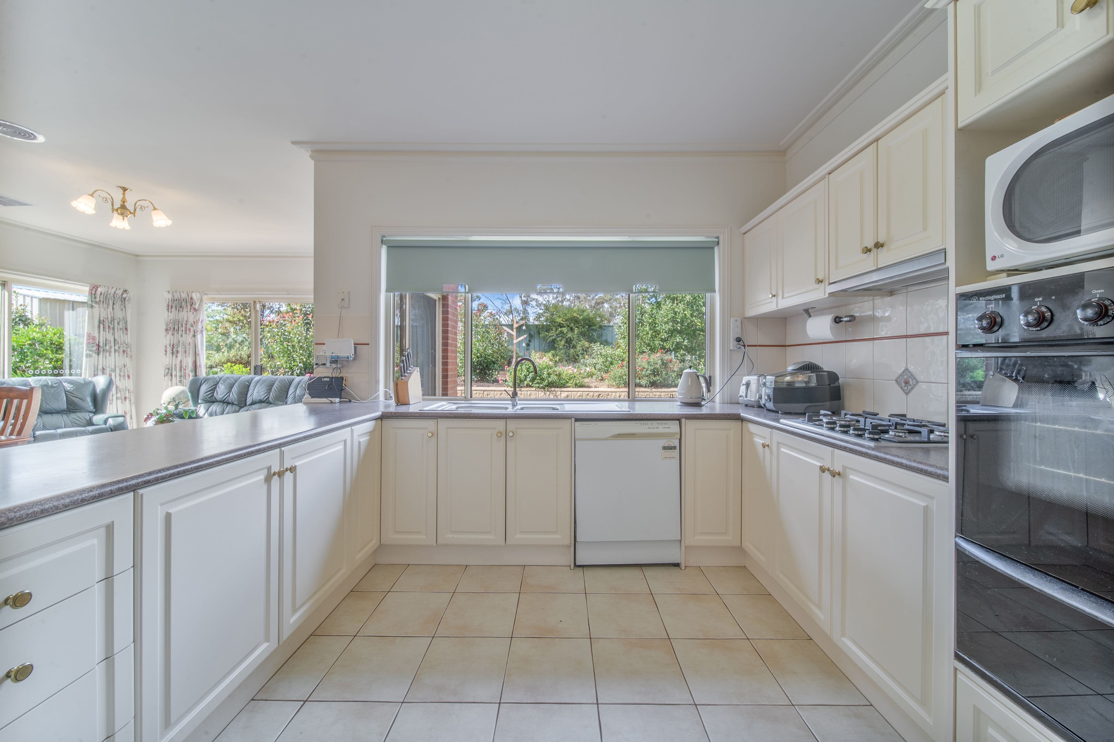 5746 Calder Highway, Kangaroo Flat VIC 3555, Kangaroo Flat - Thumbnail 7