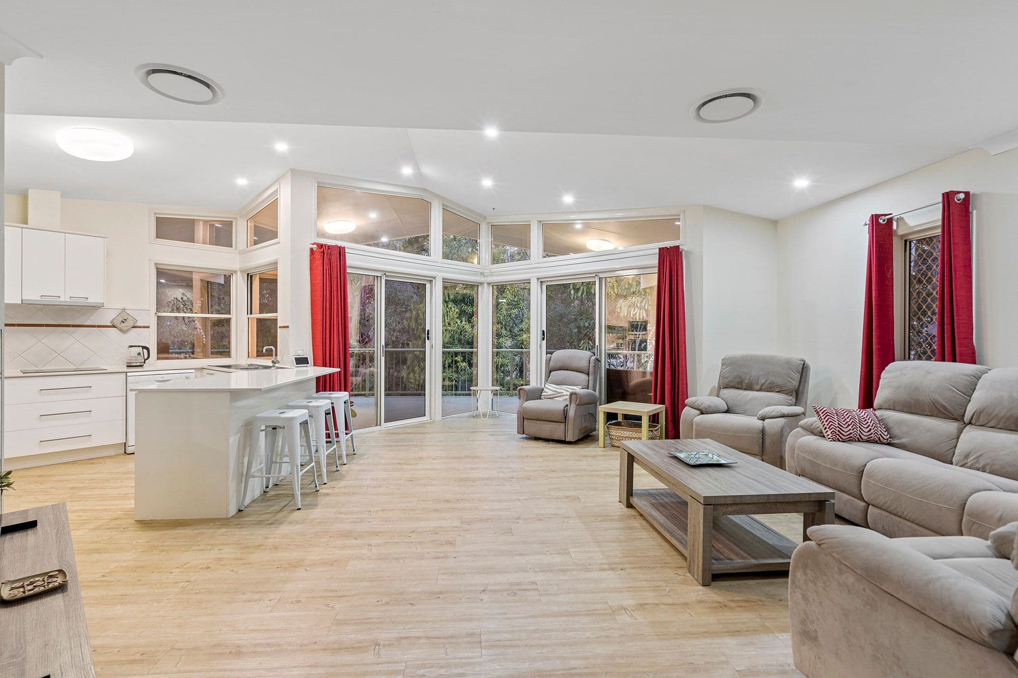 410 Springwood Road, Springwood QLD 4127, Springwood - Thumbnail 2