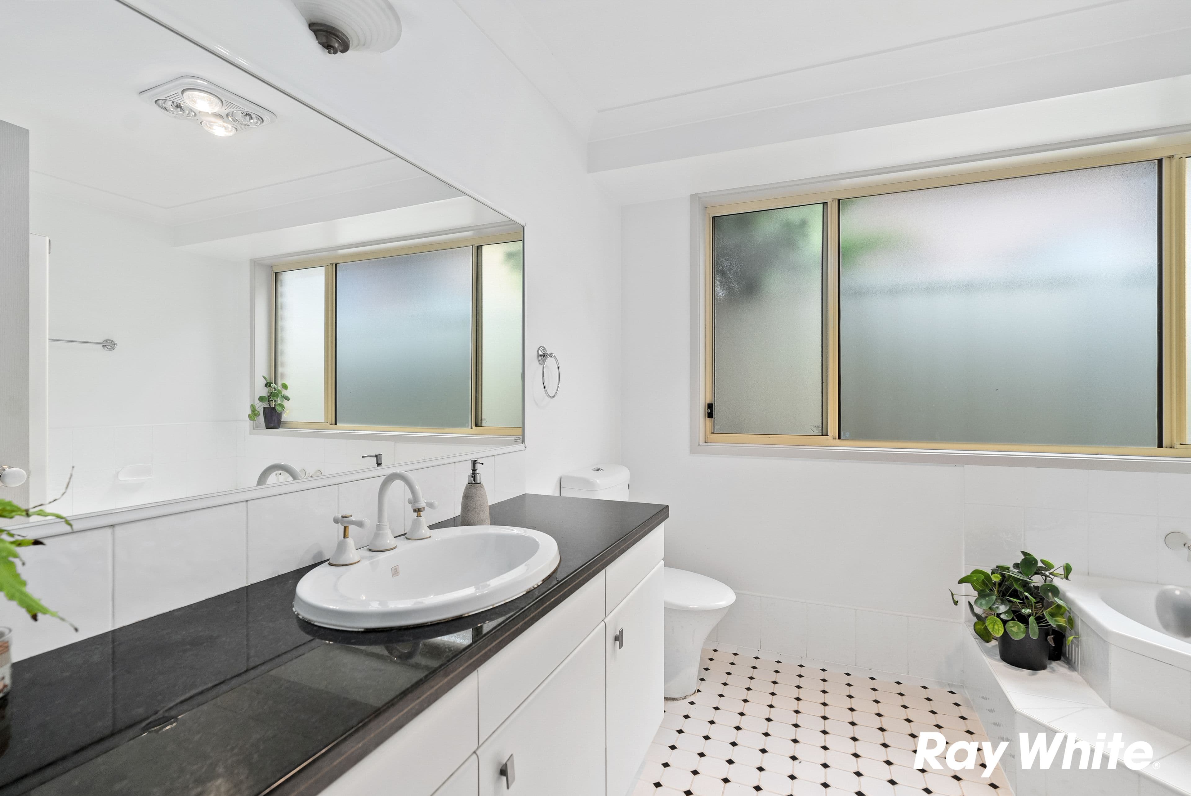 6 Zahra Place, Quakers Hill NSW 2763, Quakers Hill - Thumbnail 8