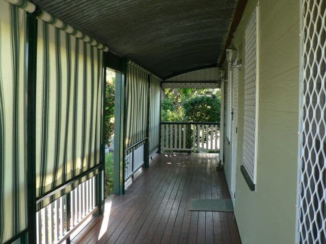 18 Hume Street, WOODEND QLD 4305, Woodend - Thumbnail 4