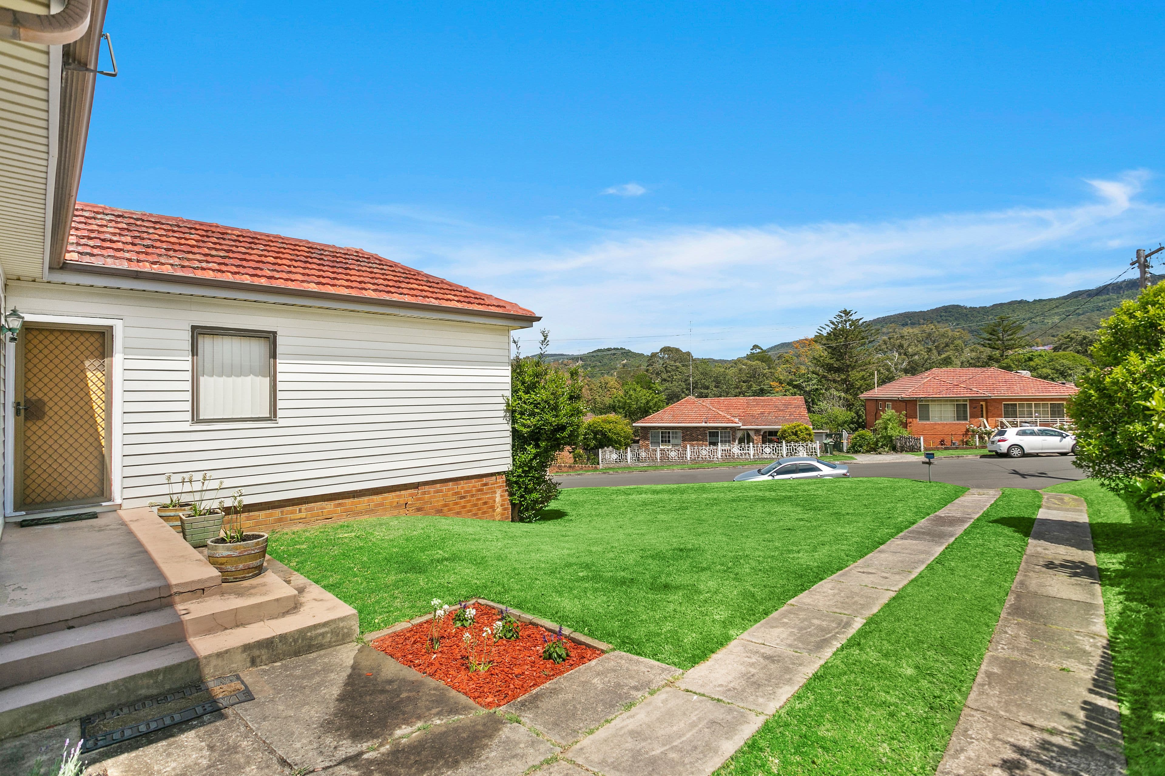 3 Armstrong Street, West Wollongong - Thumbnail 3