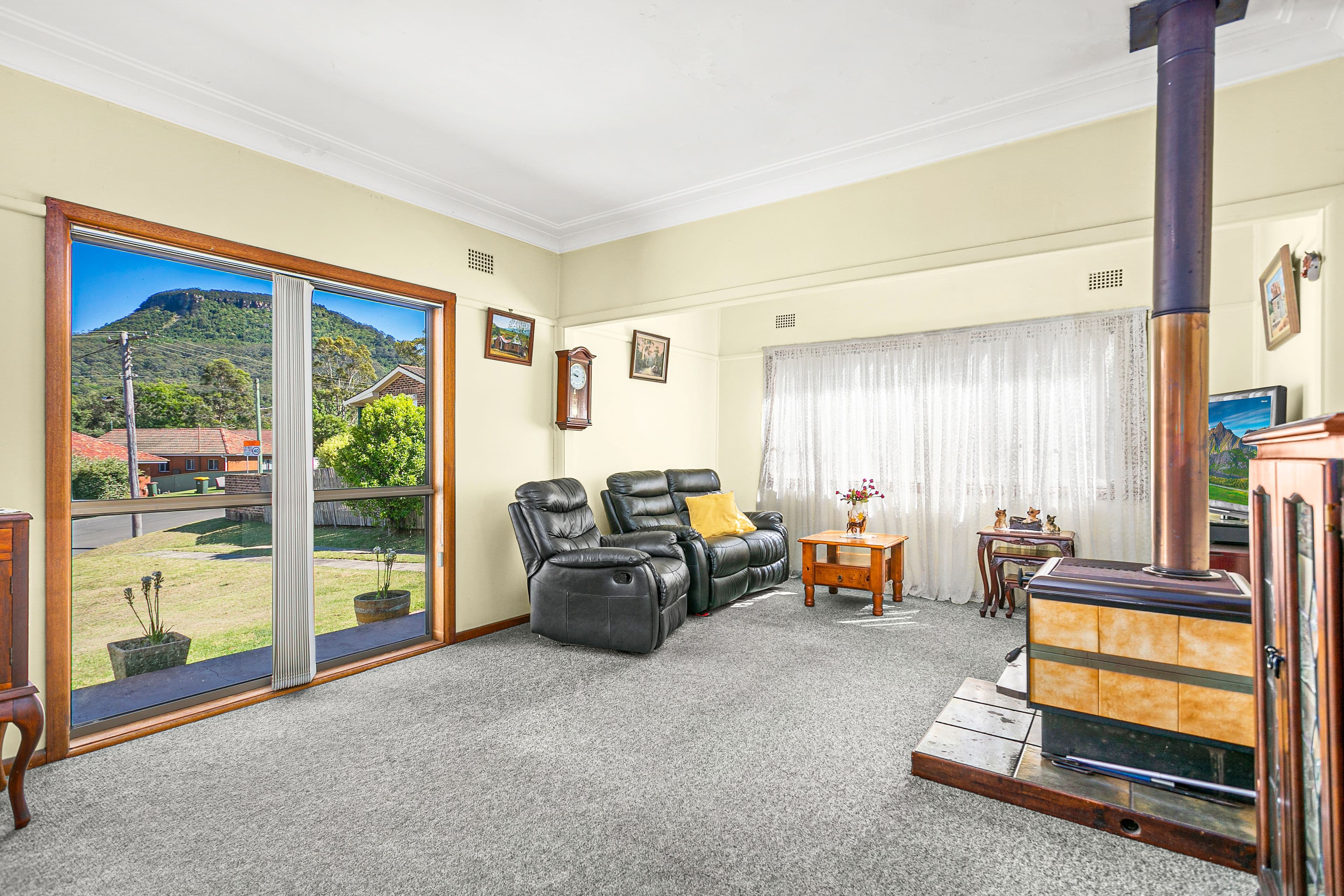 3 Armstrong Street, West Wollongong - Thumbnail 4