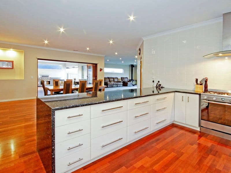 59 Ironbark Street, WAURN PONDS VIC 3216, Waurn Ponds - Thumbnail 4