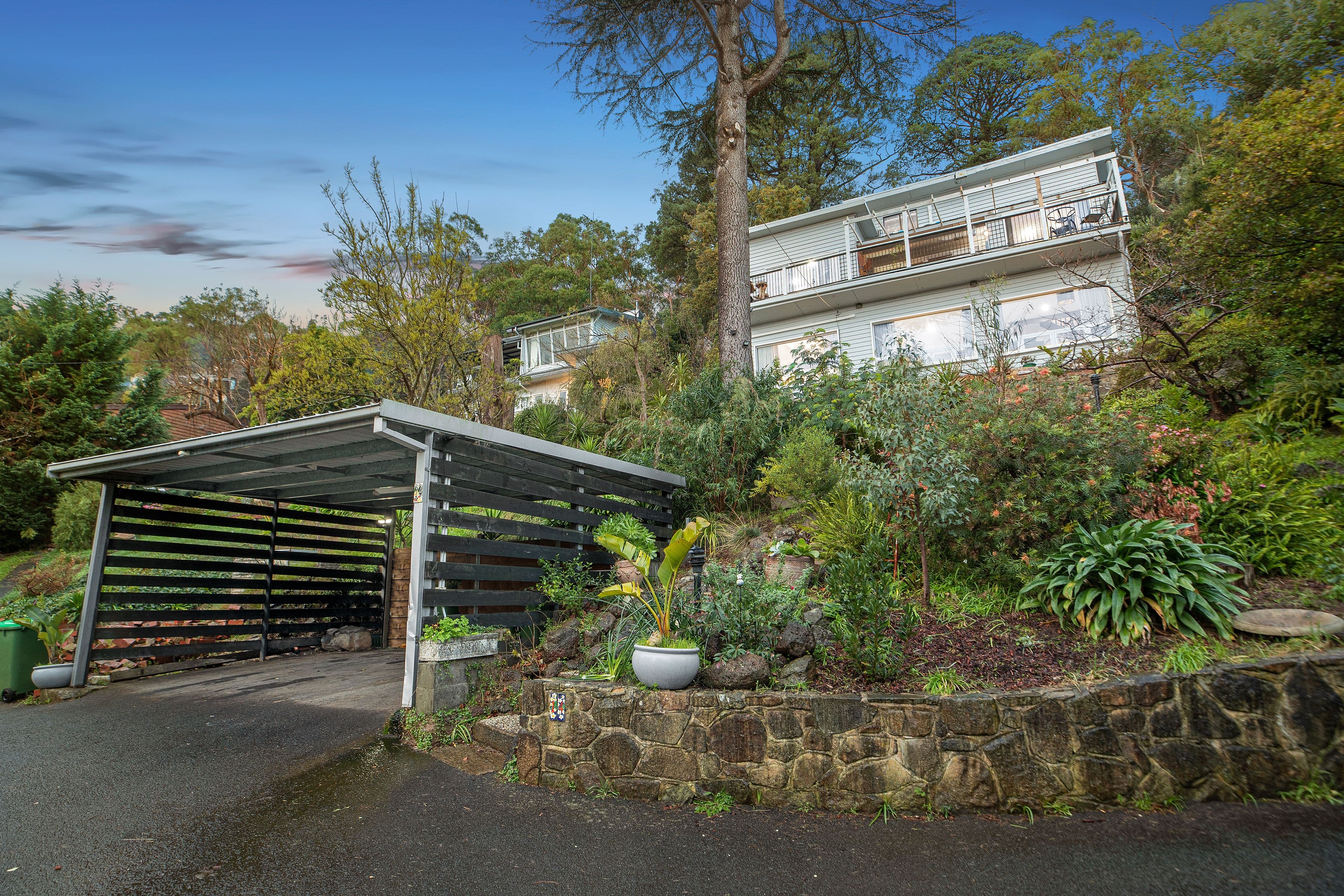 14 Olivette Avenue, Upper Ferntree Gully VIC 3156, Upper Ferntree Gully - Thumbnail 2