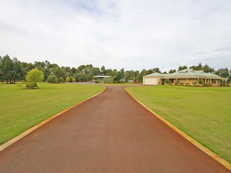 46 Lakeman Place, OAKFORD WA 6121, Oakford - Thumbnail 2