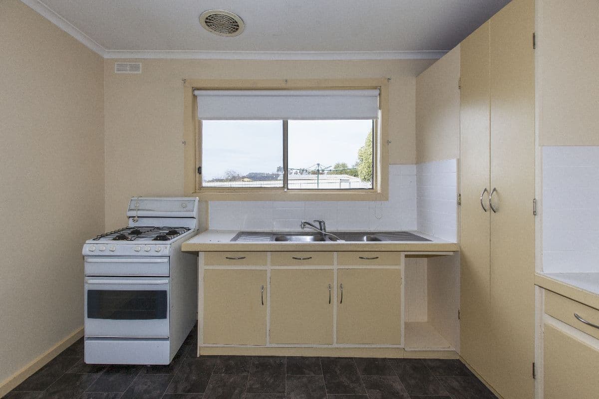 11 Spalding Street, Ararat VIC 3377, Ararat - Thumbnail 7