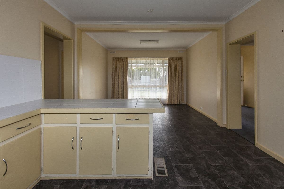 11 Spalding Street, Ararat VIC 3377, Ararat - Thumbnail 8
