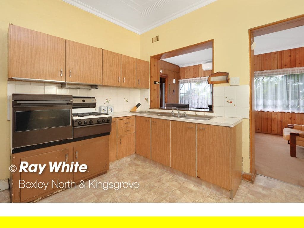 48 Staples Street, Kingsgrove - Thumbnail 2