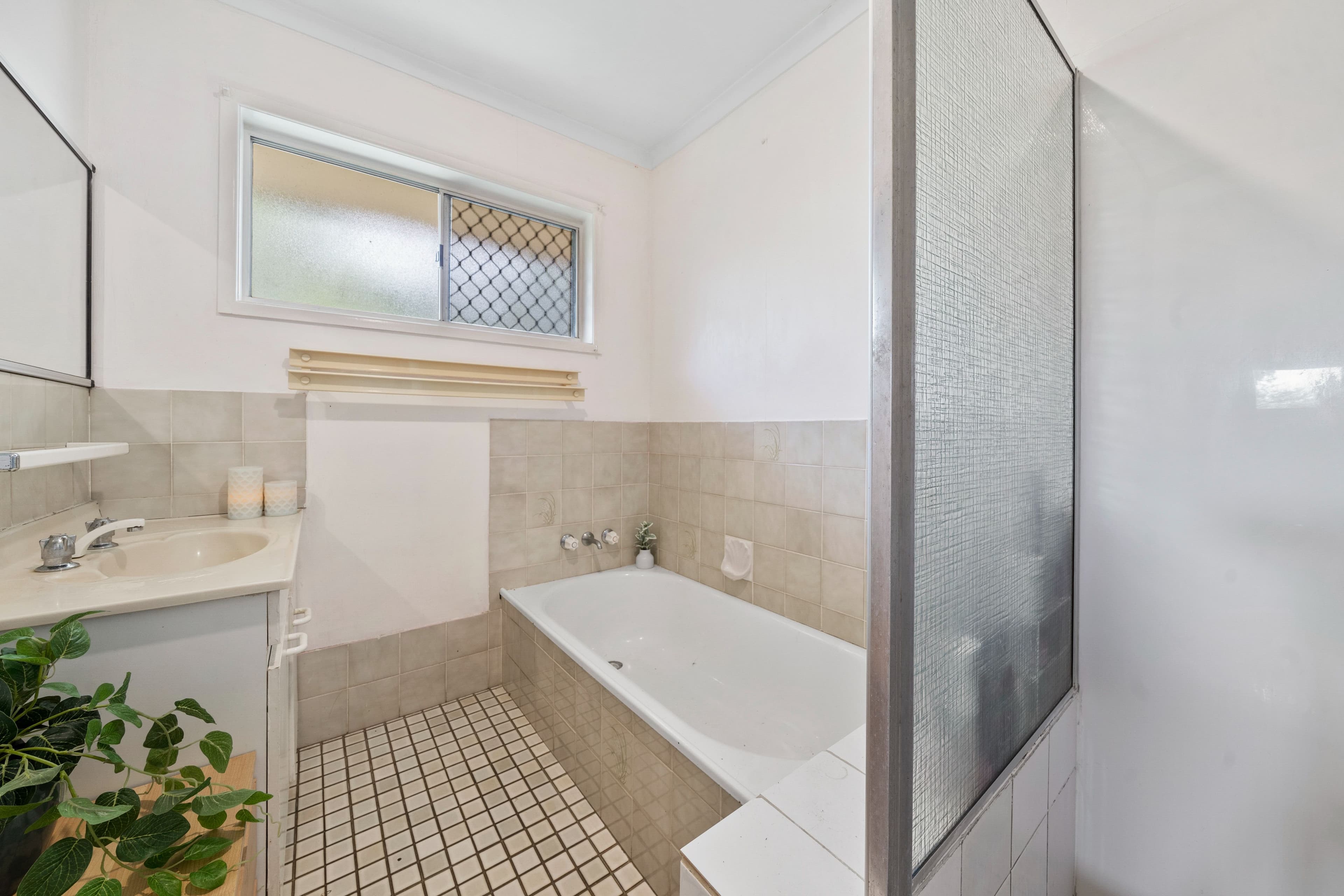 5 Kelly Street, Eagleby QLD 4207, Eagleby - Thumbnail 8