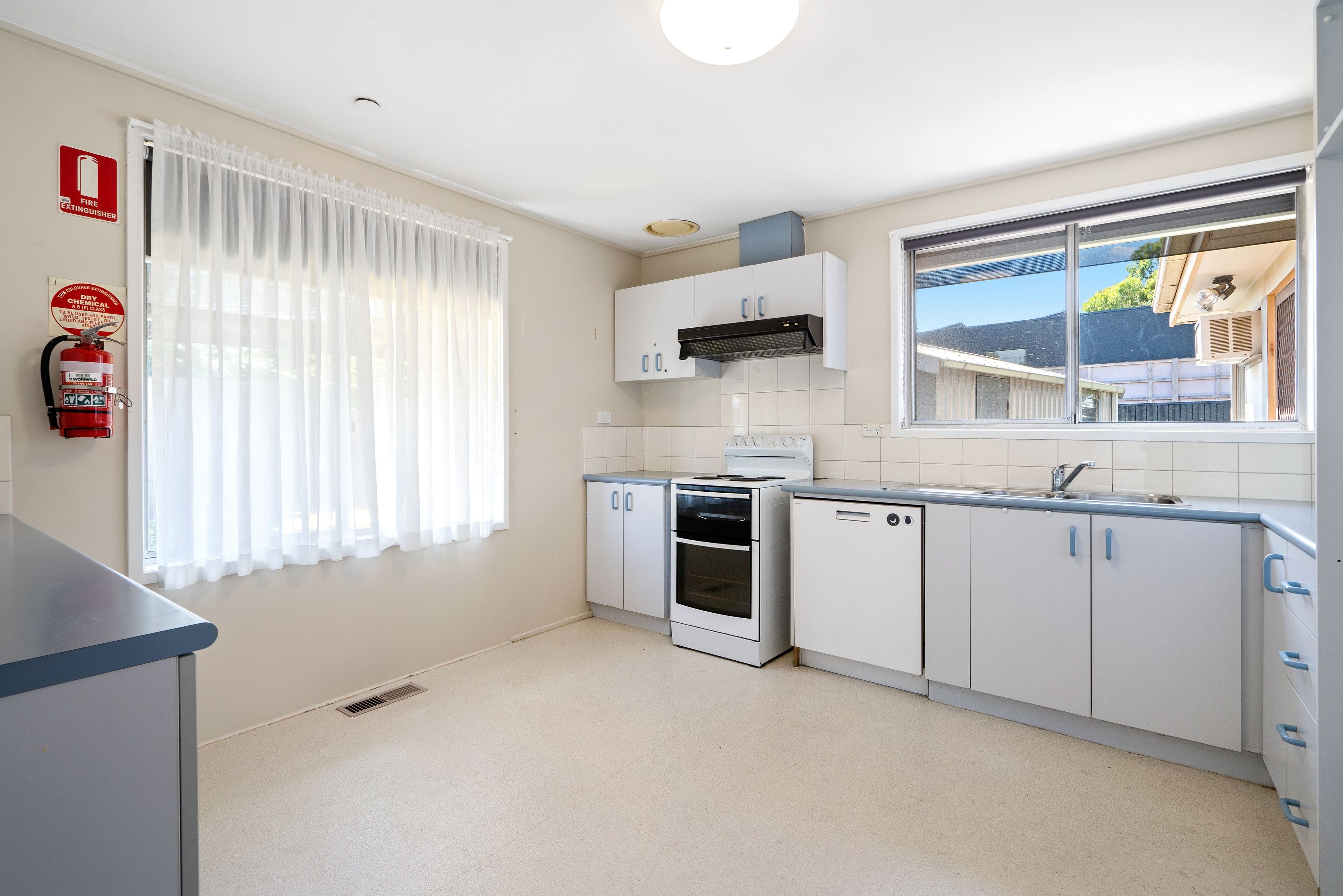 10 Norfolk Crescent, Bundoora VIC 3083, Bundoora - Thumbnail 4