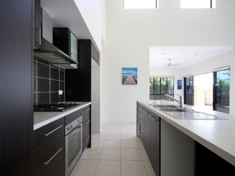 10 Dulku Close, PORT DOUGLAS QLD 4877, Port Douglas - Thumbnail 3