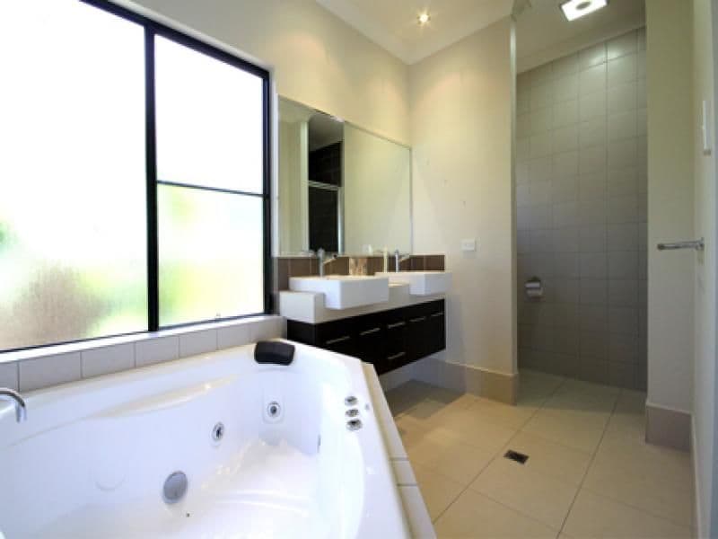 10 Dulku Close, PORT DOUGLAS QLD 4877, Port Douglas - Thumbnail 5