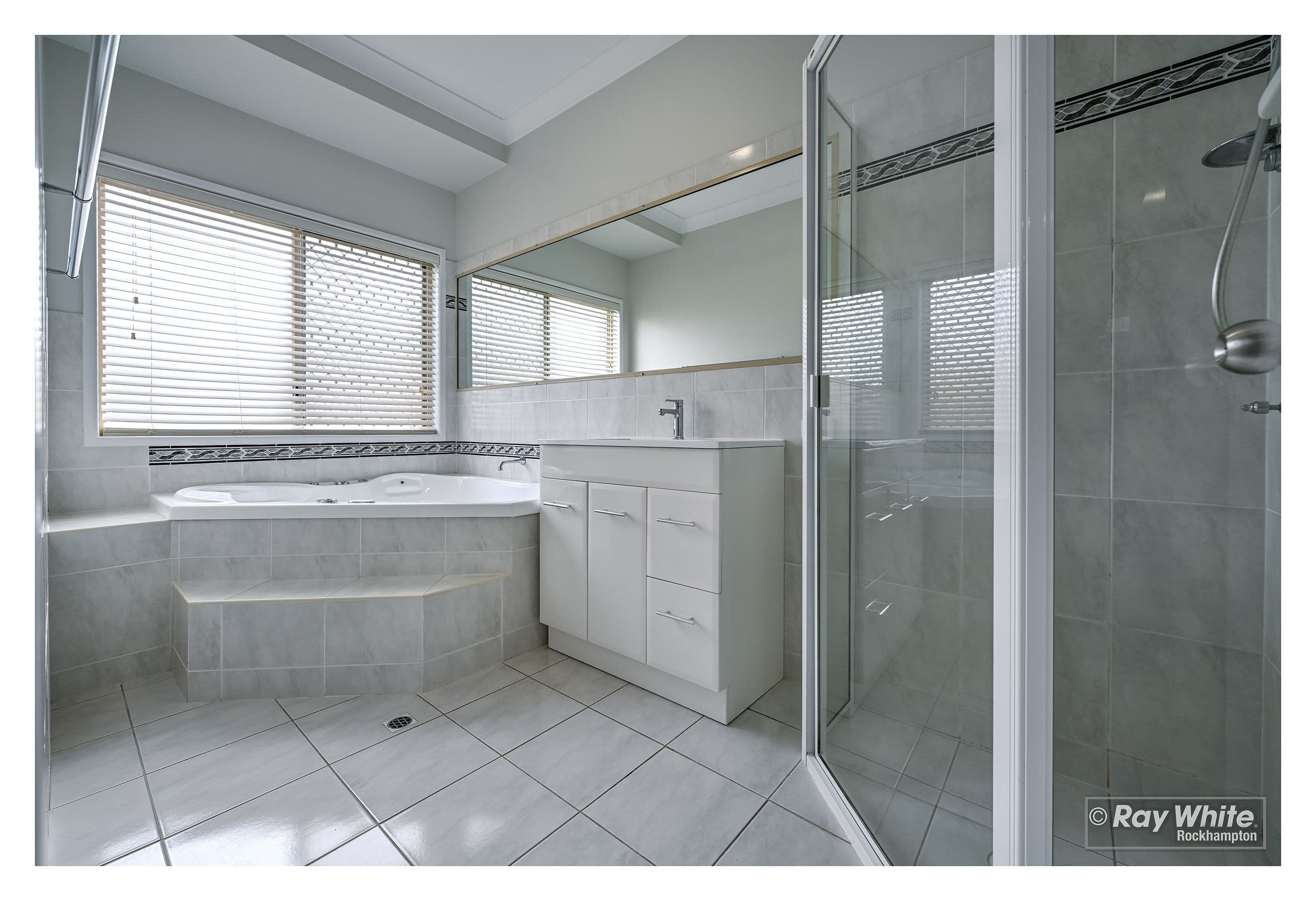 10 Rees Jones Close, Frenchville QLD 4701, Frenchville - Thumbnail 6