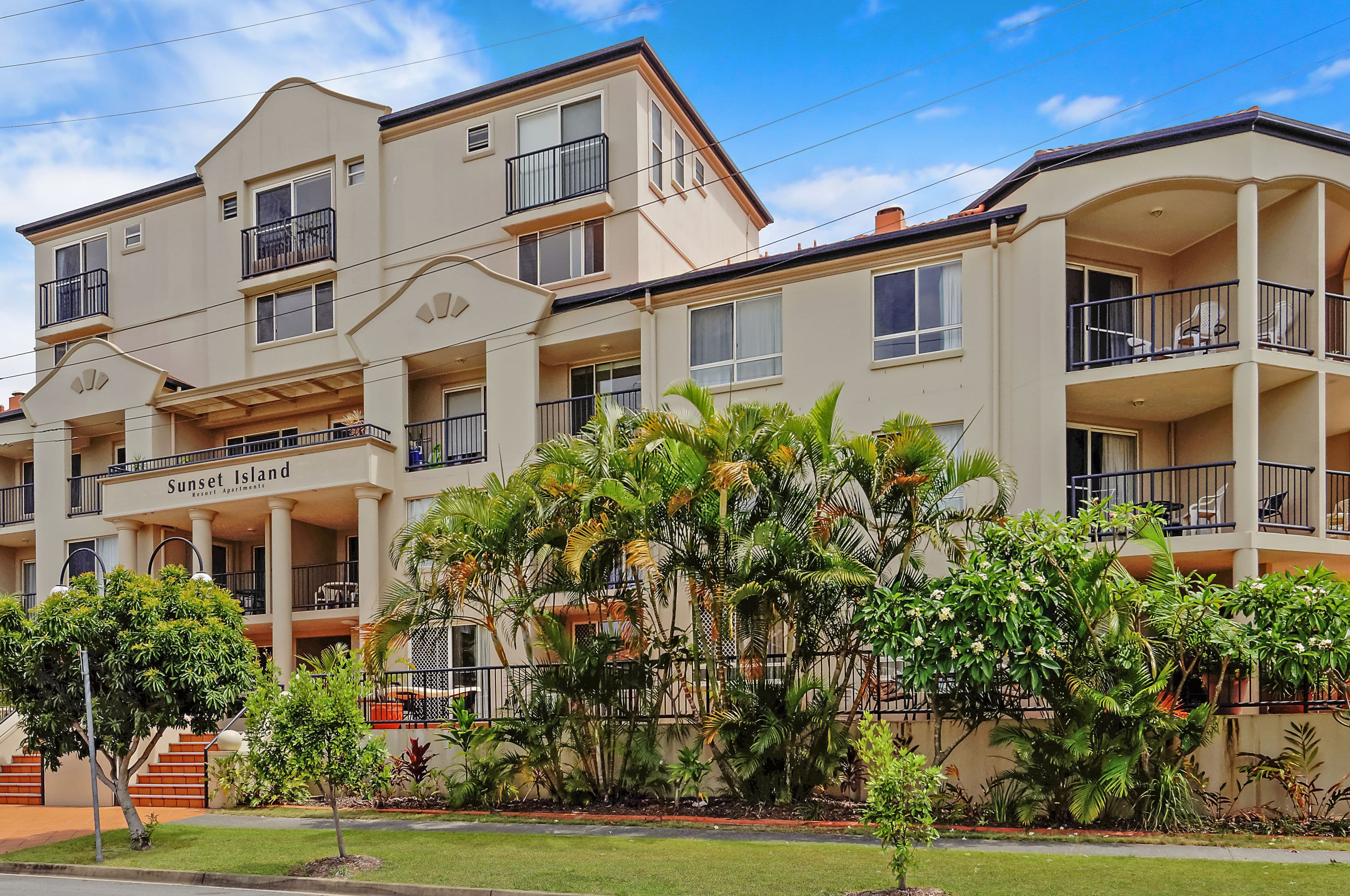 3 Sunset Boulevard, Surfers Paradise QLD 4217, Surfers Paradise - Thumbnail 2