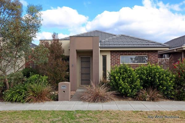 8 Broxburn Walk, Epping VIC 3076, Epping - Image 1