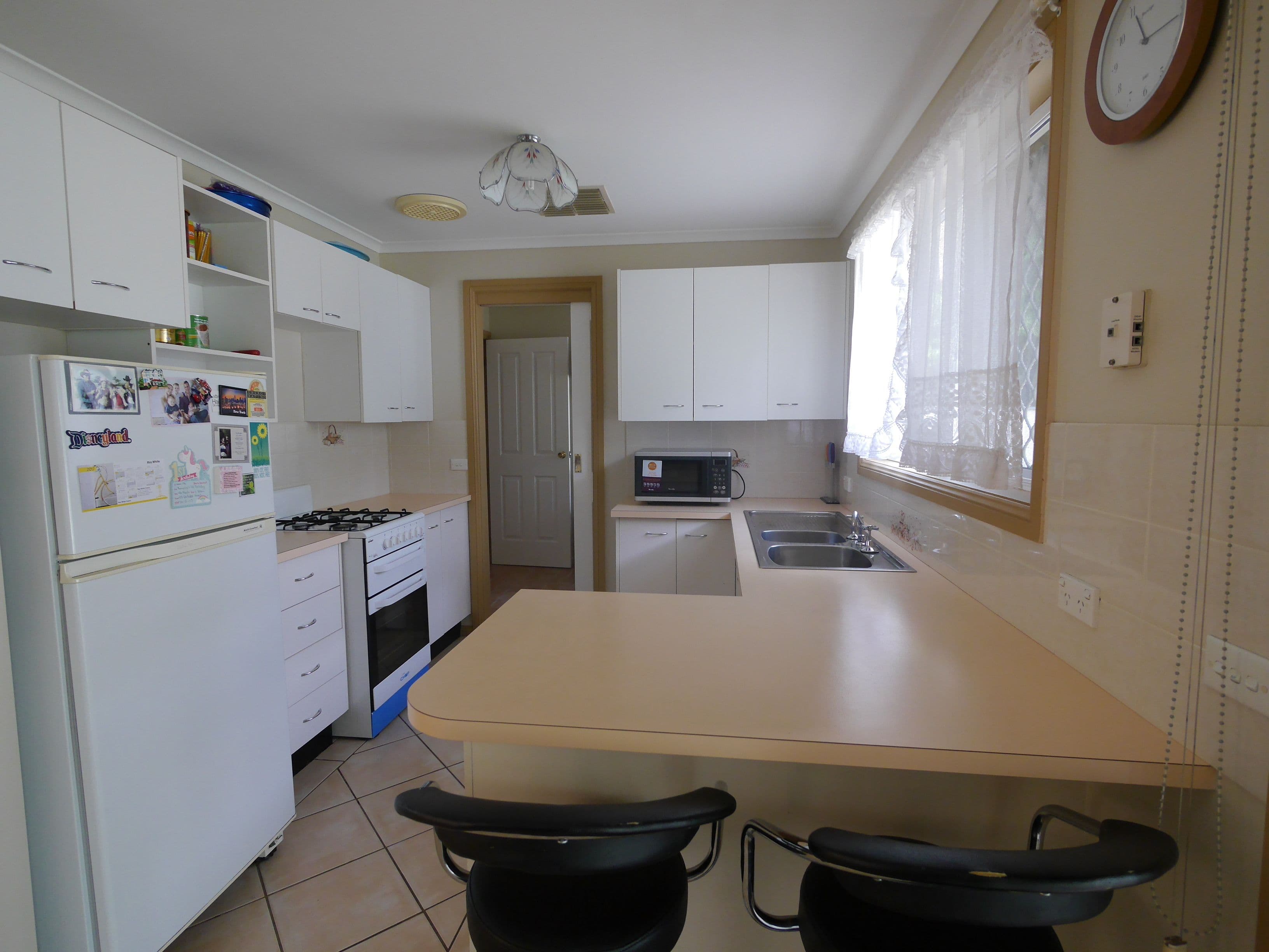 11 Echuca Place, Cowra - Thumbnail 5