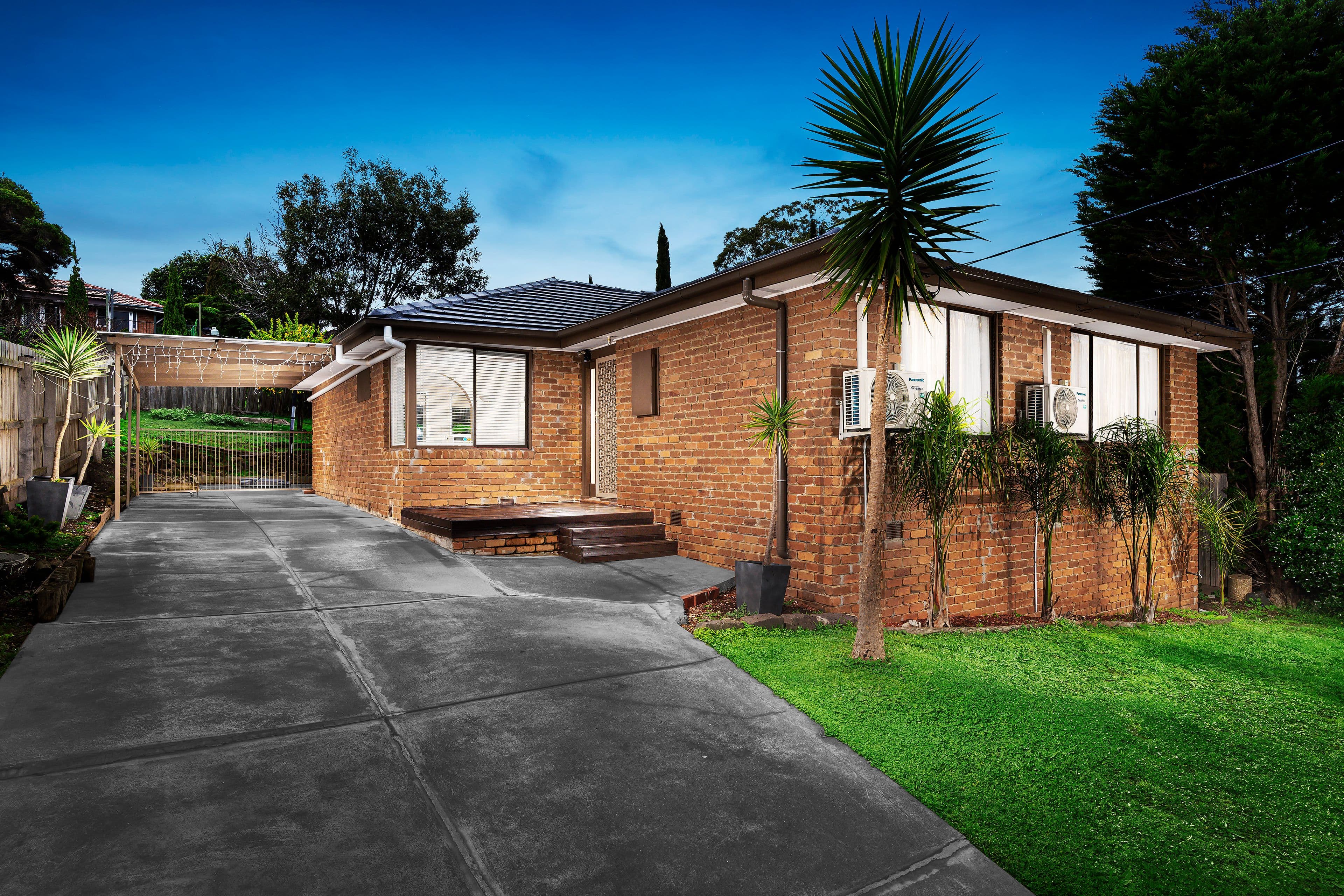 8 Valley Road, Bundoora VIC 3083, Bundoora - Image 1