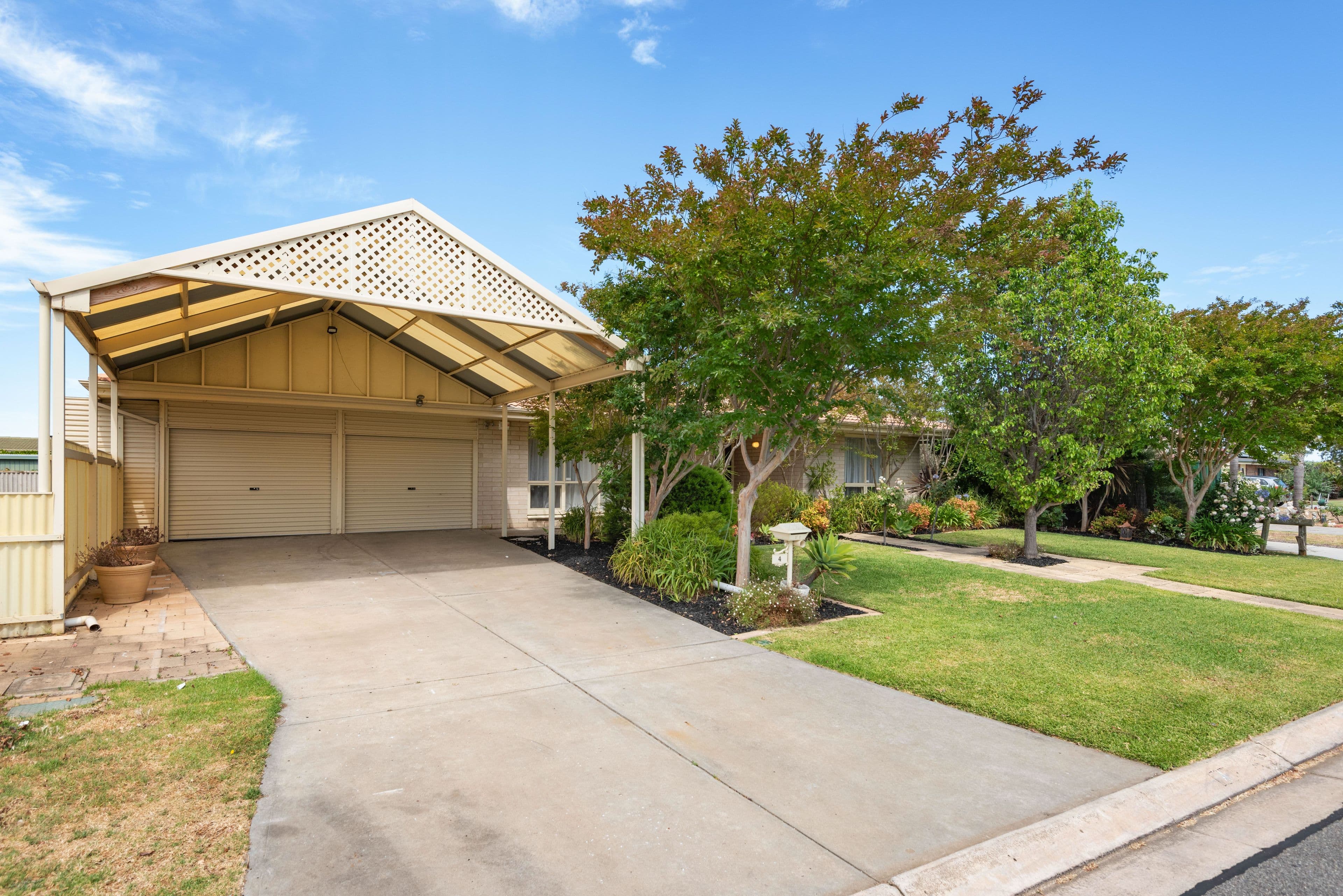 4 Todd Place, West Lakes Shore SA 5020, West Lakes Shore - Thumbnail 2
