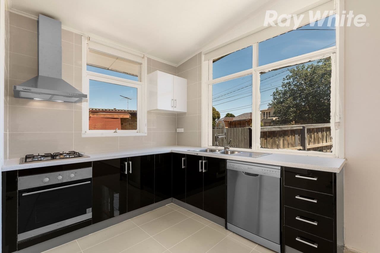 31 Phillip Avenue, Springvale VIC 3171, Springvale - Thumbnail 5