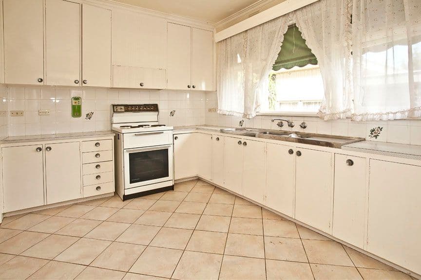 562 Waverley Road, GLEN WAVERLEY VIC 3150, Glen Waverley - Thumbnail 3