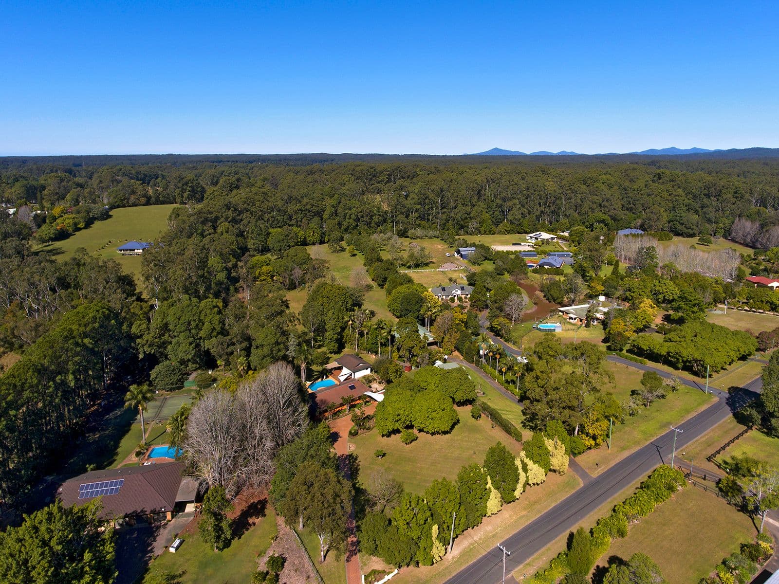 187 Braford Drive, Bonville - Image 1