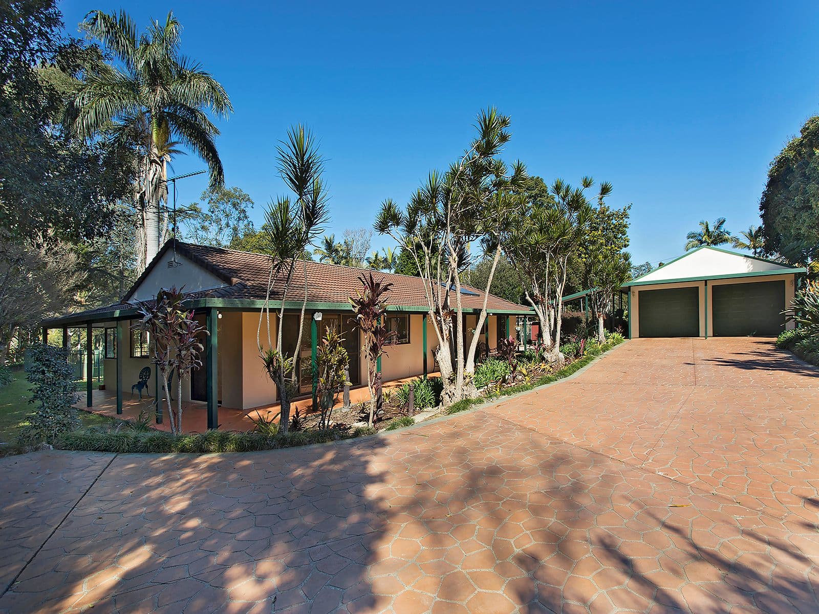 187 Braford Drive, Bonville - Thumbnail 5