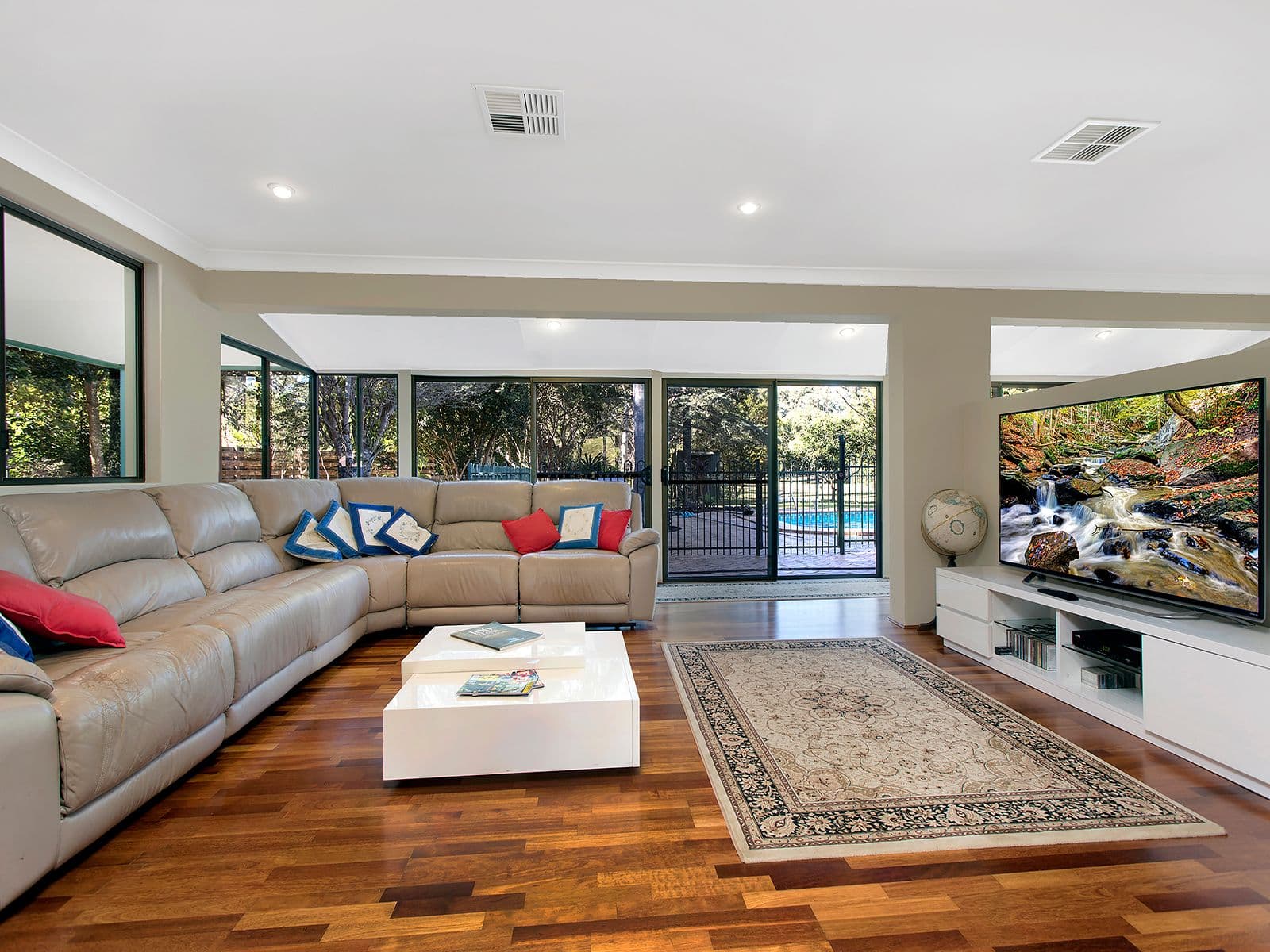 187 Braford Drive, Bonville - Thumbnail 7