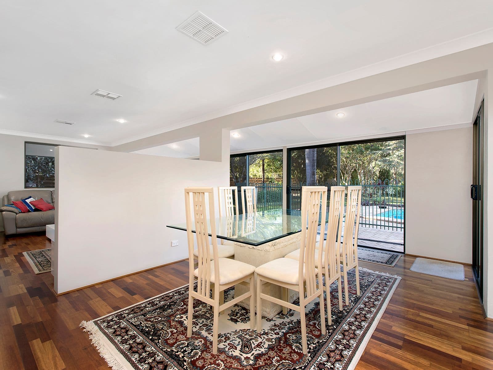 187 Braford Drive, Bonville - Thumbnail 8