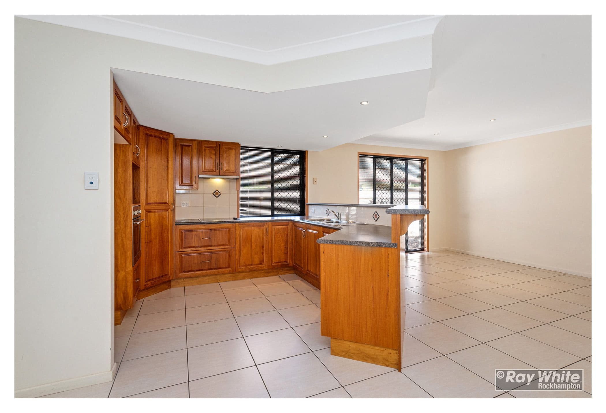 15 Harris Crescent, Norman Gardens QLD 4701, Norman Gardens - Thumbnail 4