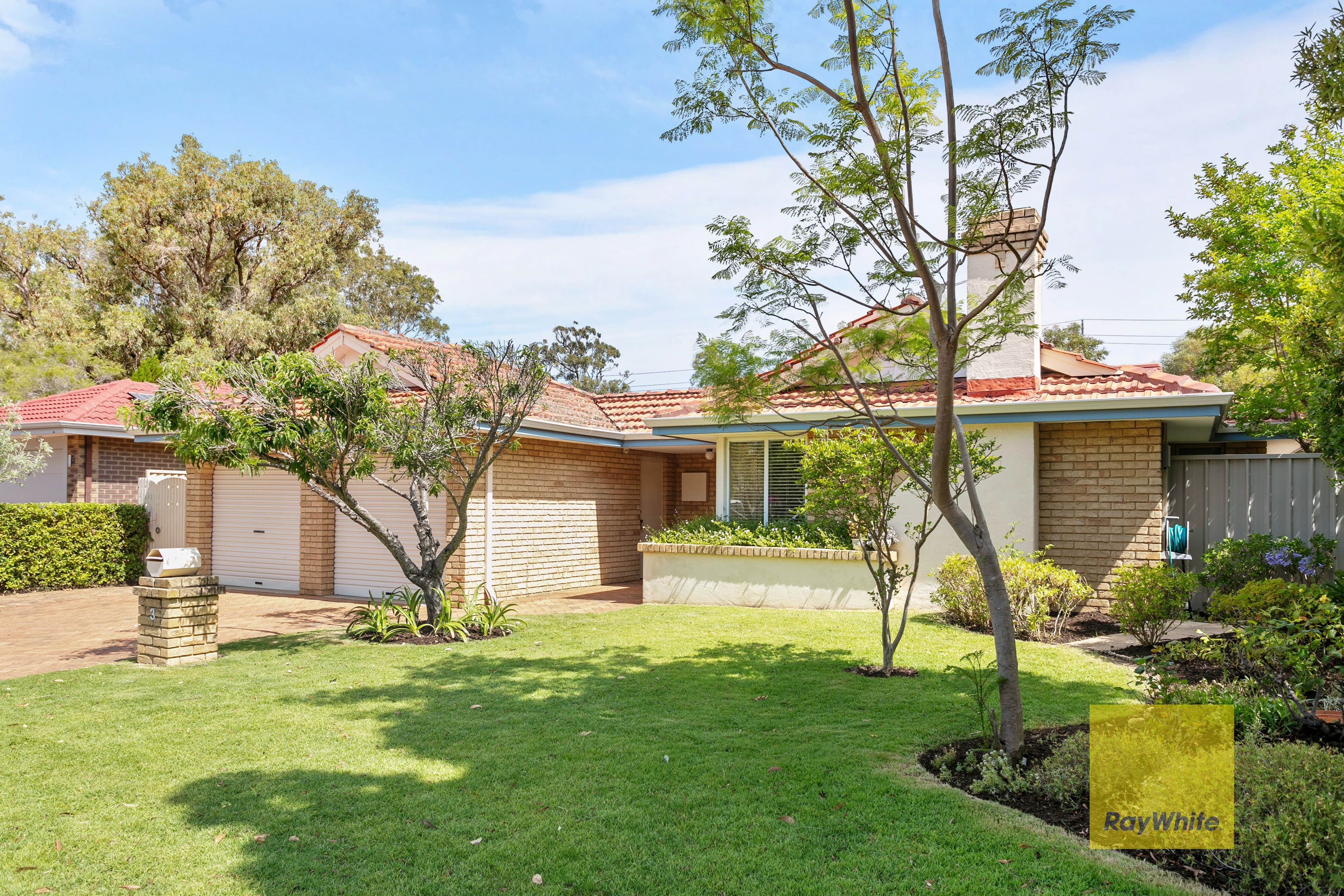 3 Moss Vale, Floreat WA 6014, Floreat - Thumbnail 2
