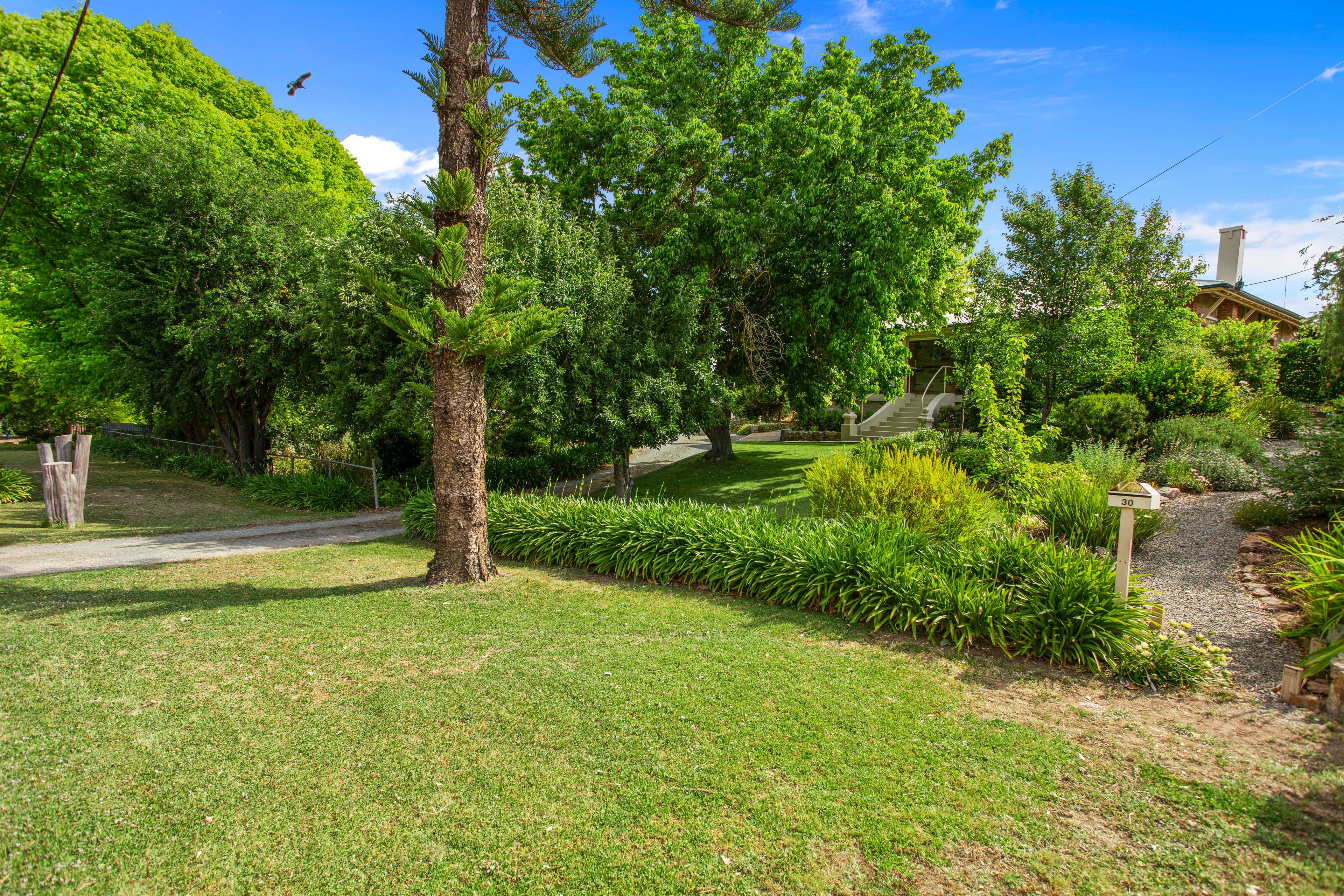 30 New Road, Clare SA 5453, Clare - Thumbnail 2
