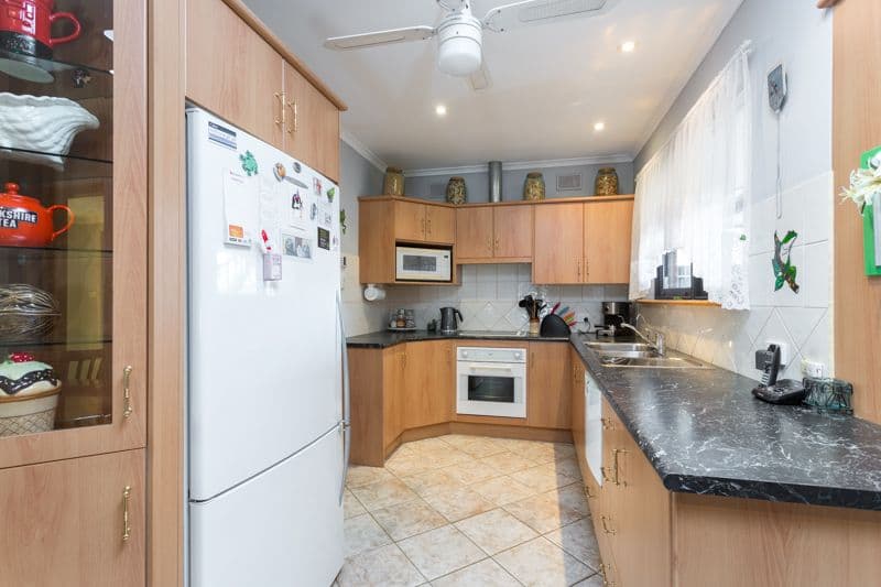 26 Sutherland Avenue, Semaphore Park SA 5019, Semaphore Park - Thumbnail 3