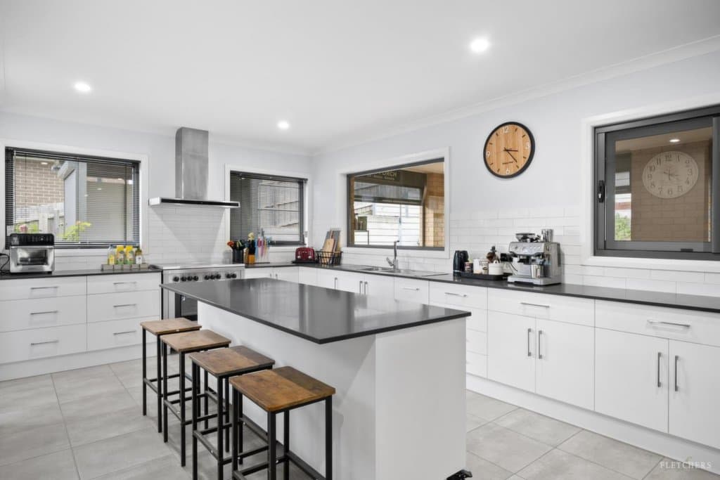 49 Outlook Drive, Chirnside Park - Thumbnail 2