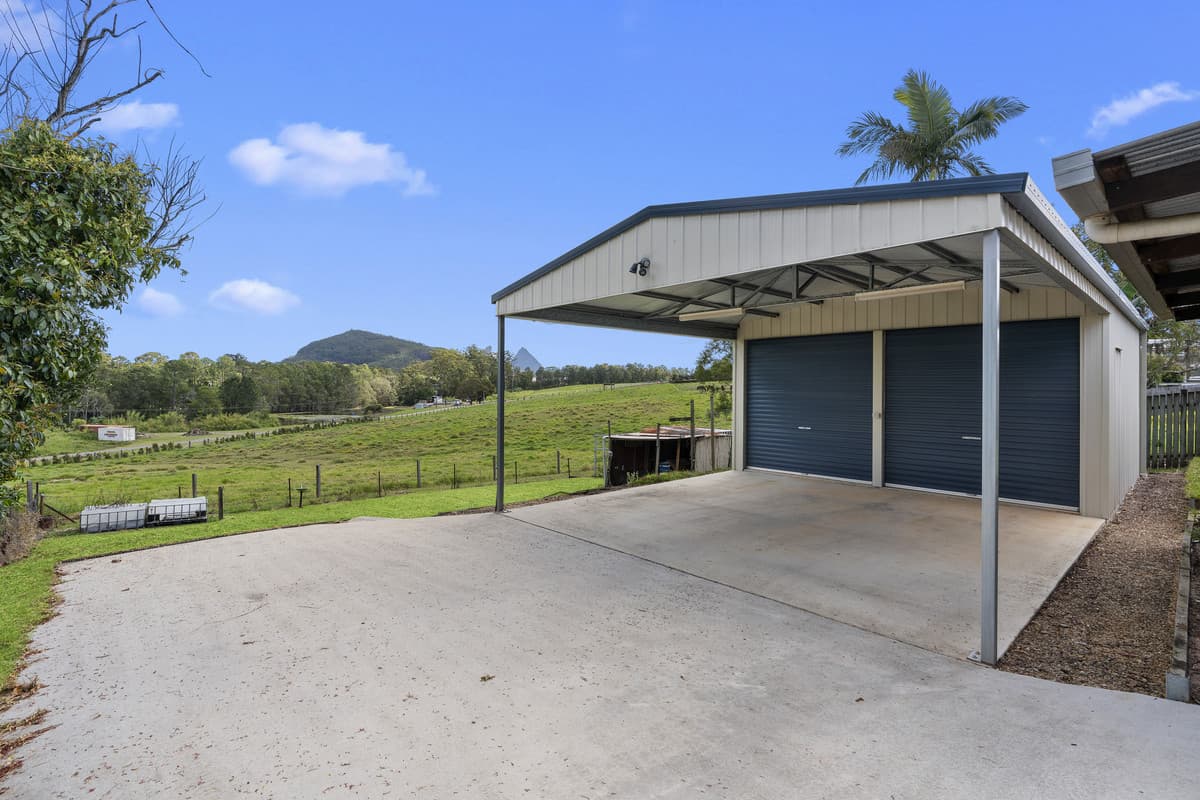 35 Youngs Road, GLASS HOUSE MOUNTAINS QLD 4518, Glass House Mountains - Thumbnail 6
