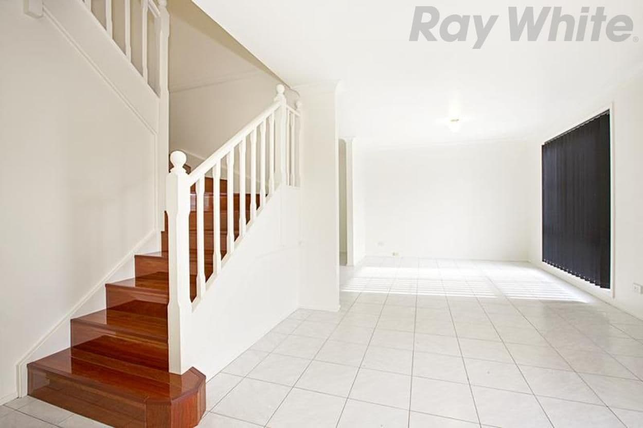 10 Binnaway Avenue, HOXTON PARK NSW 2171, Hoxton Park - Thumbnail 4