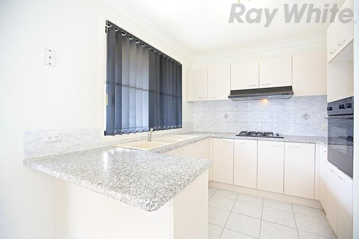 10 Binnaway Avenue, HOXTON PARK NSW 2171, Hoxton Park - Thumbnail 5