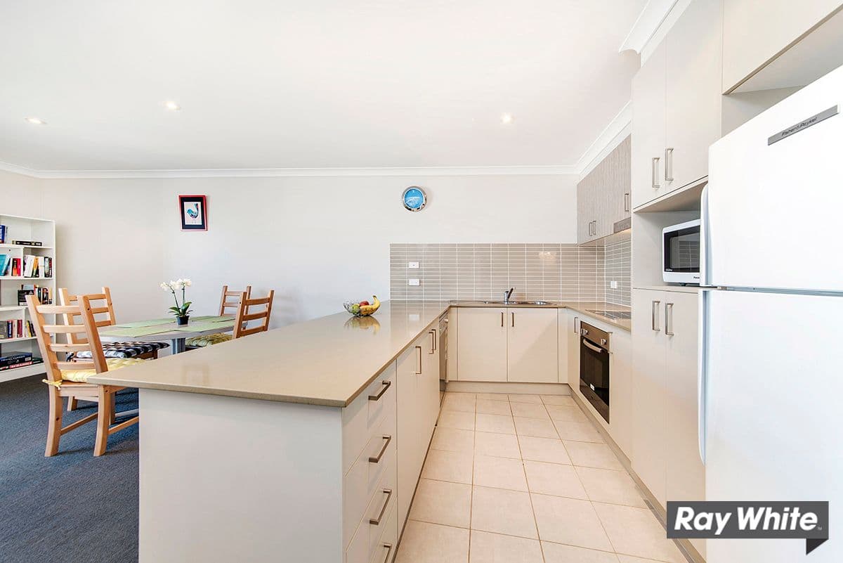31 Thynne Street, Bruce ACT 2617, Bruce - Thumbnail 2