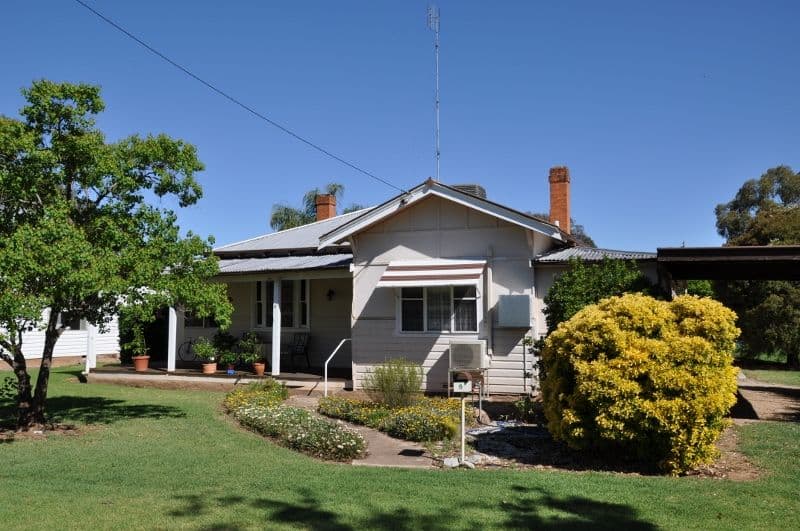 6 Grevillea Avenue, EUGOWRA NSW 2806, Eugowra - Image 1