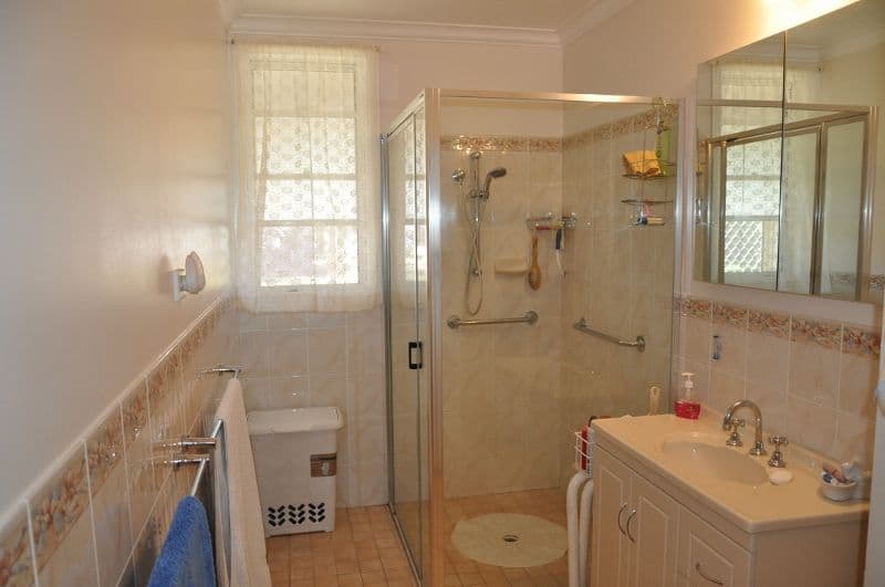 6 Grevillea Avenue, EUGOWRA NSW 2806, Eugowra - Thumbnail 3