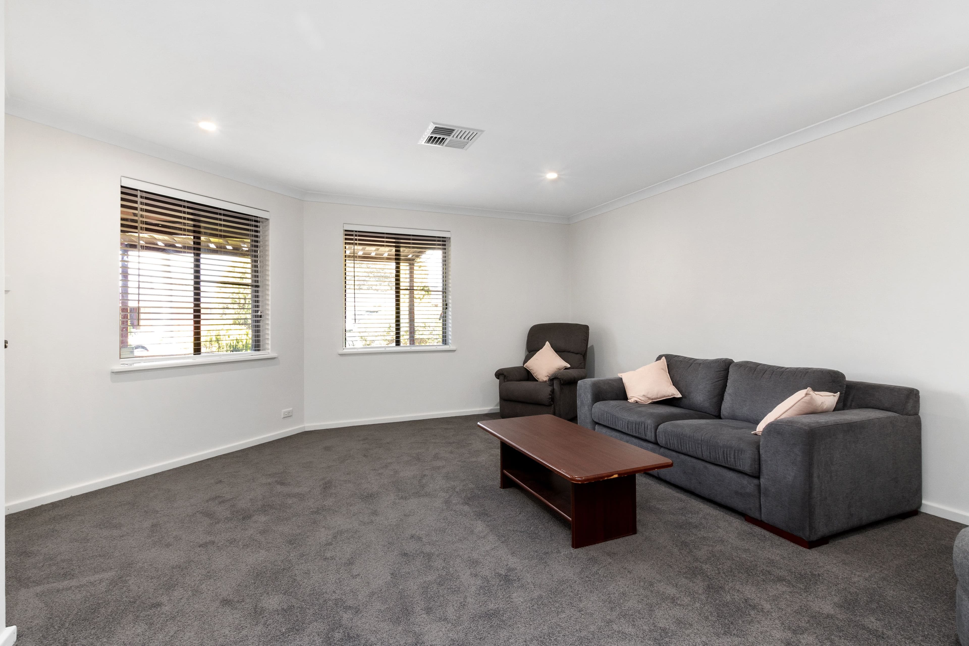 17 Warner Drive, Padbury WA 6025, Padbury - Thumbnail 5