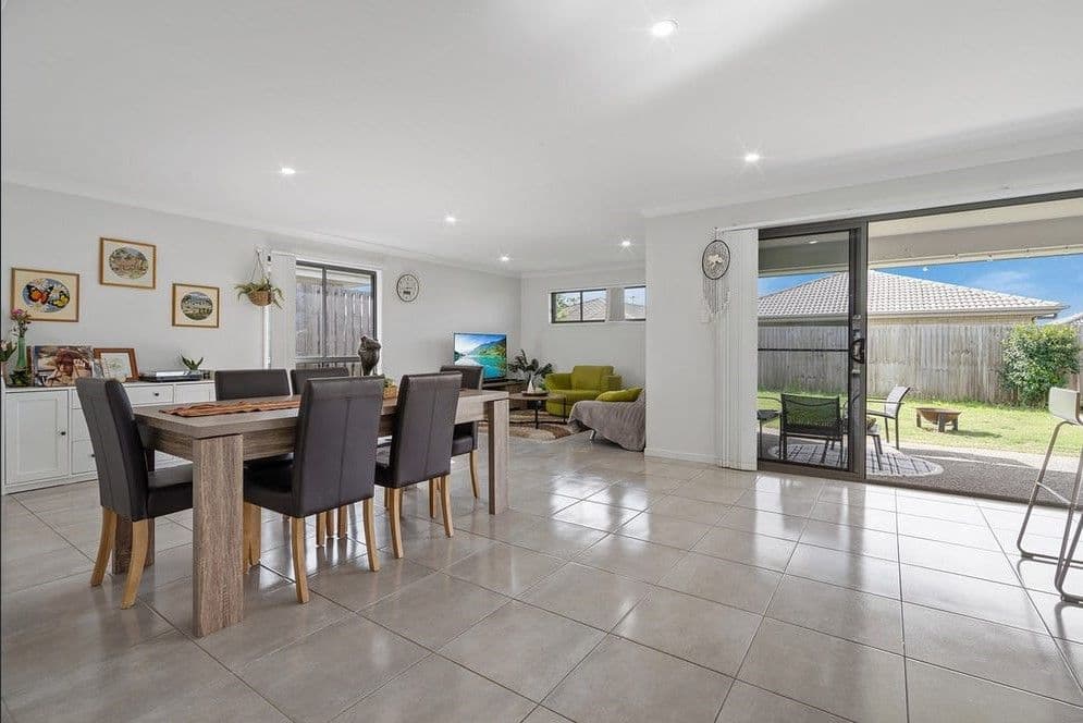 15 Sidney Court, Logan Reserve QLD 4133, Logan Reserve - Thumbnail 5