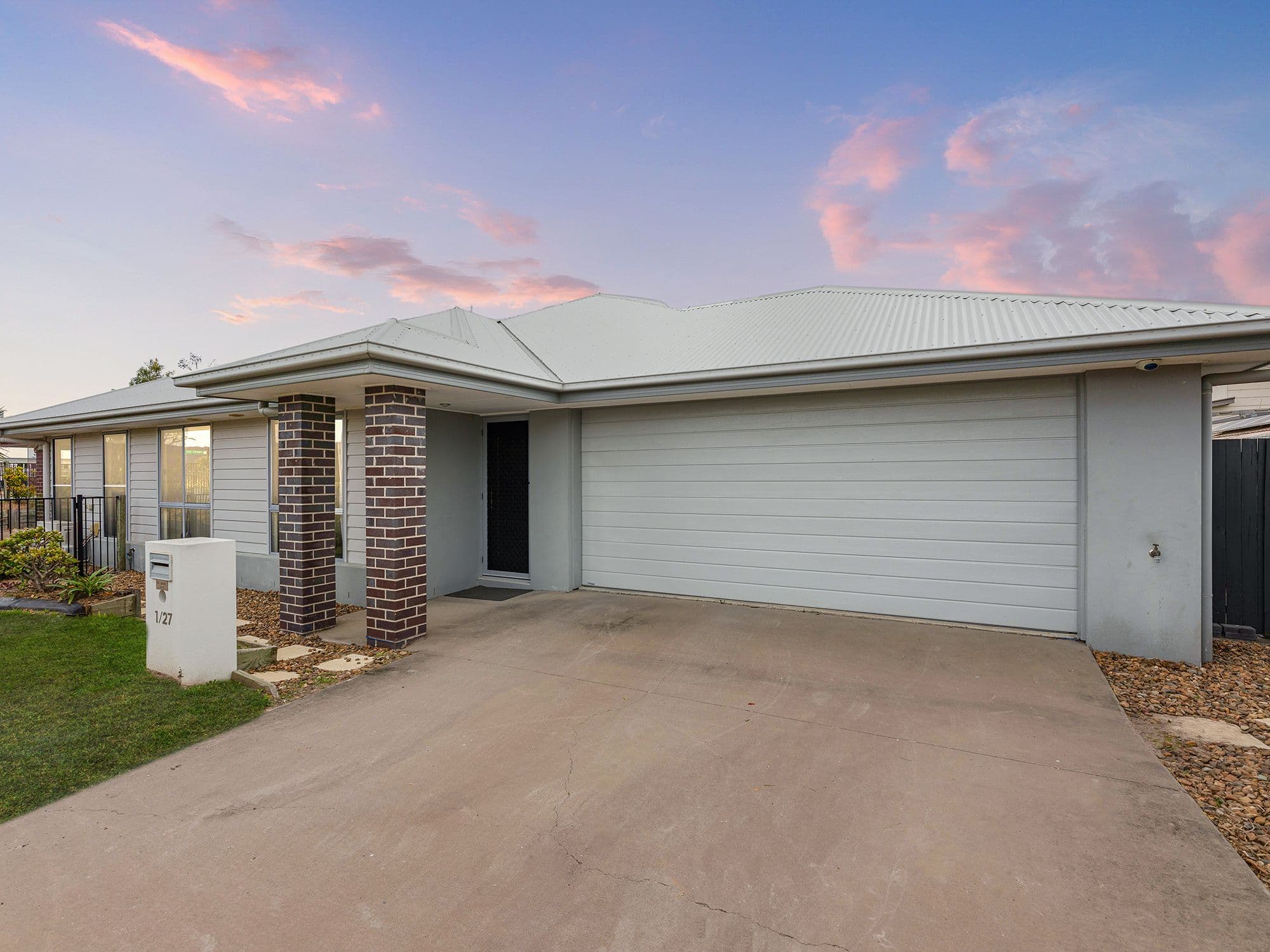 27 Hookes Terrace, Springfield Lakes QLD 4300, Springfield Lakes - Thumbnail 2