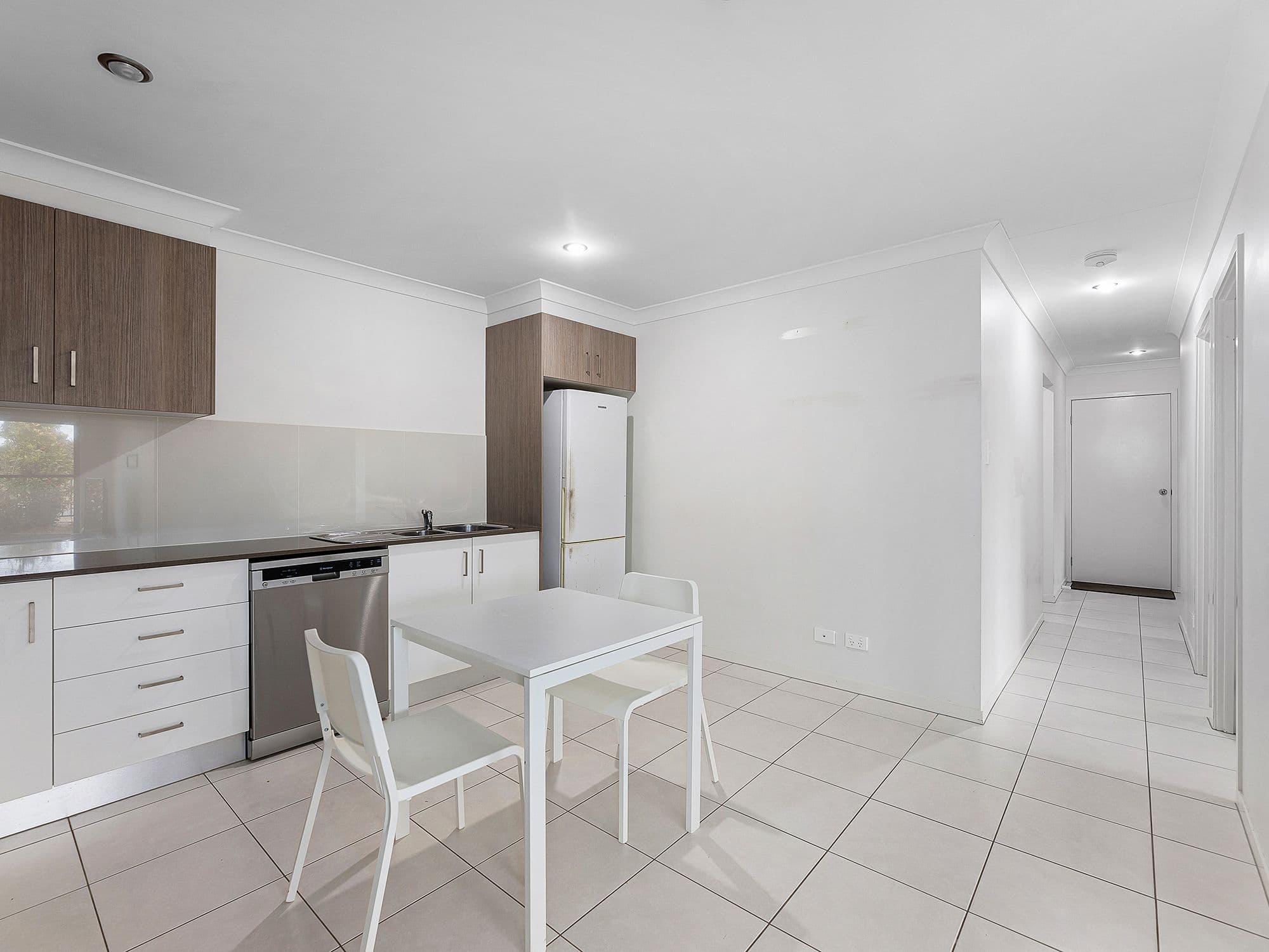 27 Hookes Terrace, Springfield Lakes QLD 4300, Springfield Lakes - Thumbnail 7