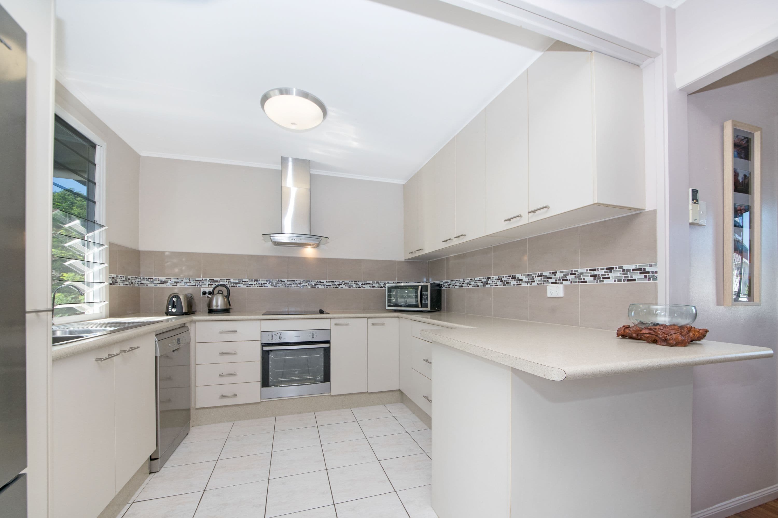 50 Lowth Street, Rosslea QLD 4812, Rosslea - Thumbnail 6